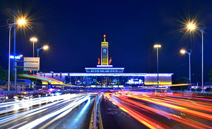 四桿變一桿，華體這些“共享?xiàng)U”，長(zhǎng)沙市長(zhǎng)親臨視察