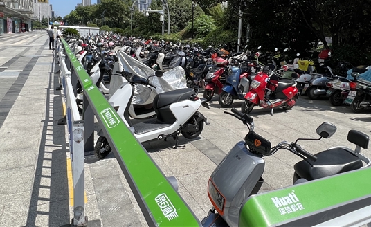 簽約萬(wàn)達(dá)！打造“充換電一體”綜合解決方案示范樣板